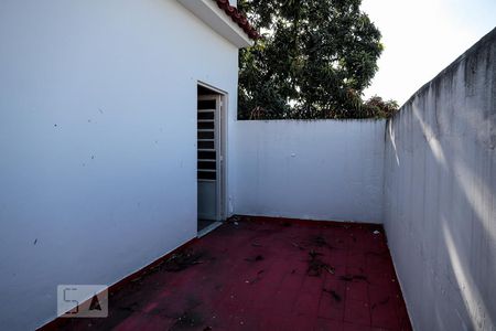 Casa para alugar com 85m², 2 quartos e sem vaga Casa para alugar com 85m², 2 quartos e sem vagaQuintal
