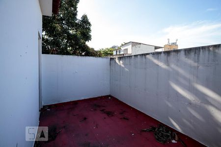 Casa para alugar com 85m², 2 quartos e sem vaga Casa para alugar com 85m², 2 quartos e sem vagaQuintal