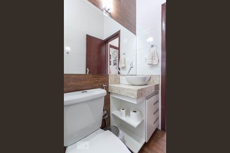 Apartamento para alugar com 70m², 2 quartos e sem vagaBanheiro Social