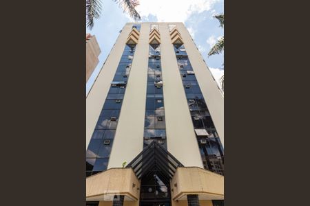 Studio para alugar com 26m², 1 quarto e 1 vaga Studio para alugar com 26m², 1 quarto e 1 vagaFachada