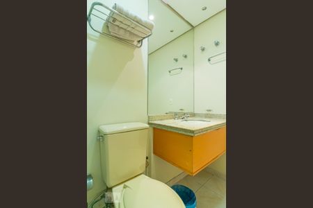 Studio para alugar com 26m², 1 quarto e 1 vaga Studio para alugar com 26m², 1 quarto e 1 vagaBanheiro