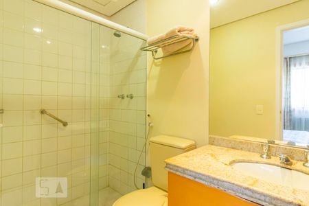 Studio para alugar com 26m², 1 quarto e 1 vaga Studio para alugar com 26m², 1 quarto e 1 vagaBanheiro