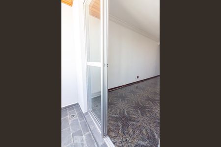 Varanda de apartamento para alugar com 2 quartos, 55m² em Continental, Osasco