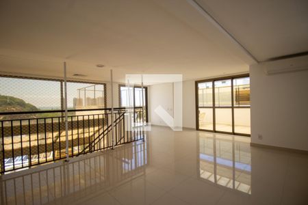 Apartamento à venda com 368m², 4 quartos e 4 vagasSala da Cobertura