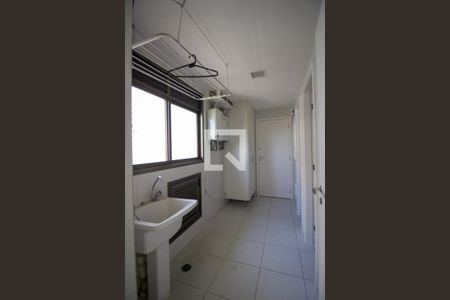 Apartamento à venda com 368m², 4 quartos e 4 vagasCozinha e Área de Serviço