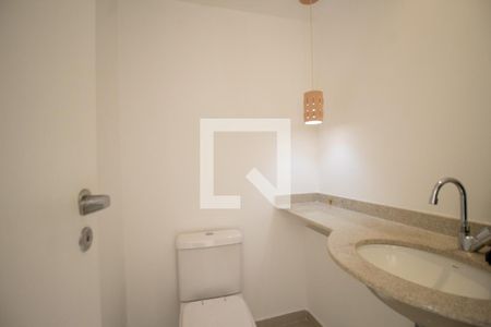 Lavabo de apartamento à venda com 4 quartos, 368m² em Barra da Tijuca, Rio de Janeiro