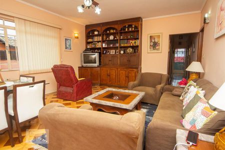 Sala de casa à venda com 4 quartos, 500m² em Jardim Monte Kemel, São Paulo