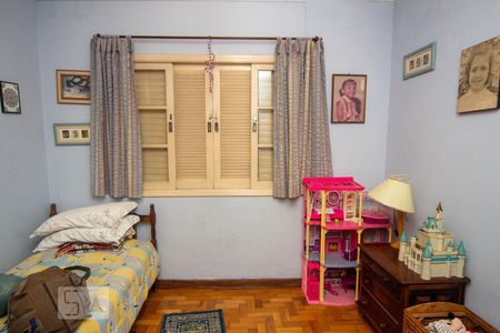 Casa à venda com 500m², 4 quartos e 5 vagasQuarto 2