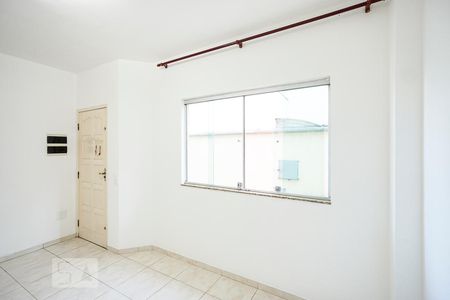 Sala de casa de condomínio para alugar com 2 quartos, 60m² em Chácara Belenzinho, São Paulo