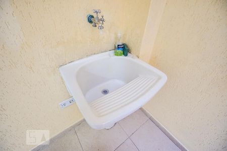 Casa de condomínio para alugar com 60m², 2 quartos e 1 vagaDetalhe área de serviço