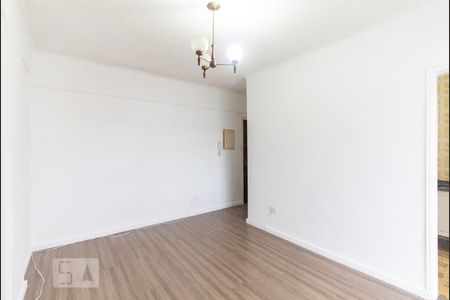 Sala de kitnet/studio para alugar com 1 quarto, 36m² em Liberdade, São Paulo