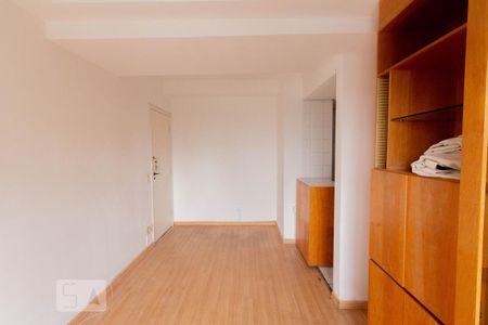 Sala de apartamento para alugar com 1 quarto, 40m² em Perdizes, São Paulo