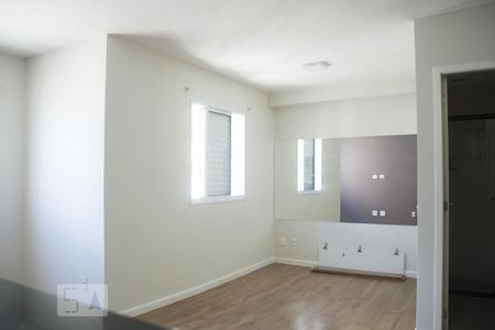 Sala de kitnet/studio para alugar com 1 quarto, 35m² em Jardim Ibitirama, São Paulo