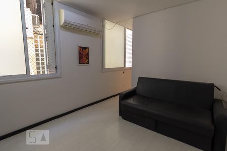 sala de kitnet/studio à venda com 1 quarto, 30m² em Petrópolis, Porto Alegre