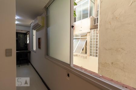 vista do quarto de kitnet/studio à venda com 1 quarto, 30m² em Petrópolis, Porto Alegre