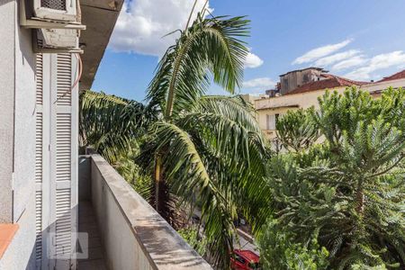 Sacada de apartamento à venda com 3 quartos, 100m² em Santana, Porto Alegre