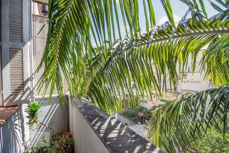 Sacada de apartamento à venda com 3 quartos, 100m² em Santana, Porto Alegre