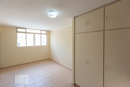 Studio para alugar com 40m², 1 quarto e sem vaga Studio para alugar com 40m², 1 quarto e sem vagaStudio