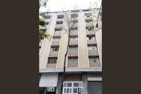 Studio para alugar com 40m², 1 quarto e sem vaga Studio para alugar com 40m², 1 quarto e sem vagaFachada