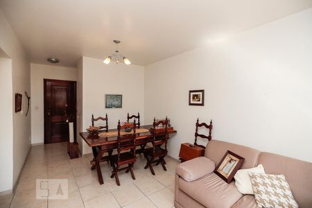 Apartamento à venda com 81m², 3 quartos e 1 vagaSala