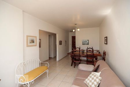 Apartamento à venda com 81m², 3 quartos e 1 vagaSala