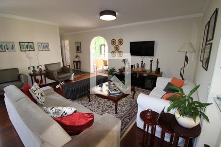 Apartamento à venda com 180m², 5 quartos e 3 vagasSala