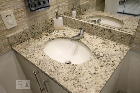 Apartamento à venda com 81m², 3 quartos e 1 vagaSuíte