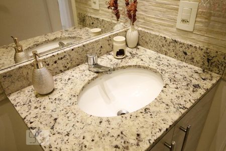 Apartamento à venda com 81m², 3 quartos e 1 vagaBanheiro