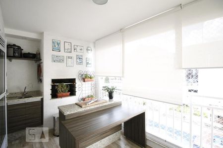 Apartamento à venda com 81m², 3 quartos e 1 vagaVaranda