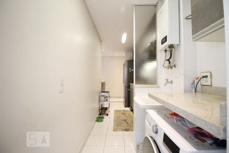 Apartamento à venda com 81m², 3 quartos e 1 vagaÁrea de Serviço