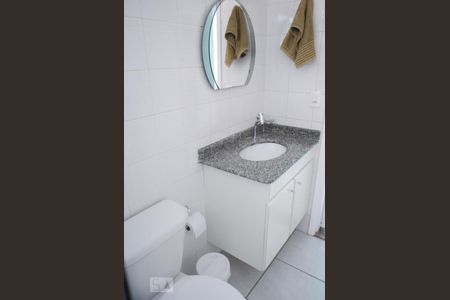 Banheiro de apartamento à venda com 2 quartos, 70m² em Baeta Neves, São Bernardo do Campo