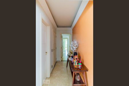 Corredor de apartamento à venda com 3 quartos, 130m² em Santa Cecilia, São Paulo