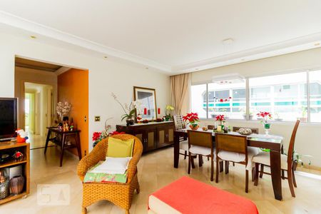 Sala de apartamento à venda com 3 quartos, 130m² em Santa Cecilia, São Paulo