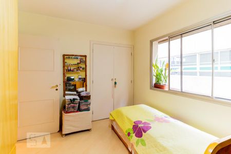 Apartamento à venda com 130m², 3 quartos e 2 vagasQuarto 1