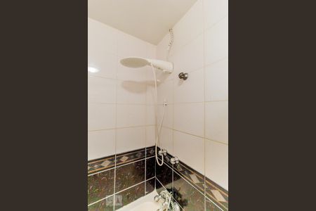 Apartamento à venda com 130m², 3 quartos e 2 vagasSuíte - Banheiro