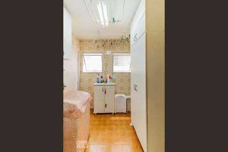 Apartamento à venda com 130m², 3 quartos e 2 vagasÁrea de Serviço