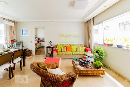 Sala de apartamento à venda com 3 quartos, 130m² em Santa Cecilia, São Paulo