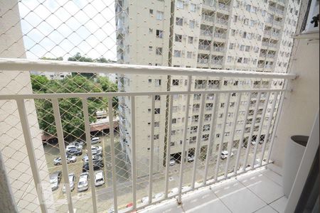 Varanda de apartamento à venda com 3 quartos, 64m² em Jacarepaguá, Rio de Janeiro