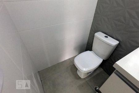 Apartamento para alugar com 160m², 3 quartos e sem vagaBanheiro do Segundo Piso