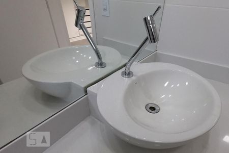 Apartamento para alugar com 160m², 3 quartos e sem vagaDetalhe da Suíte do Quarto 2 - Primeiro Piso