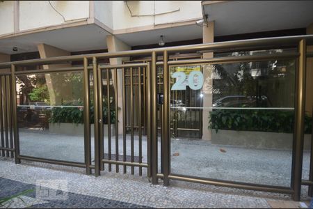 Apartamento para alugar com 47m², 2 quartos e sem vagaFachada