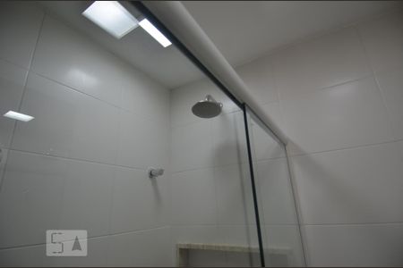 Apartamento para alugar com 47m², 2 quartos e sem vagaBanheiro