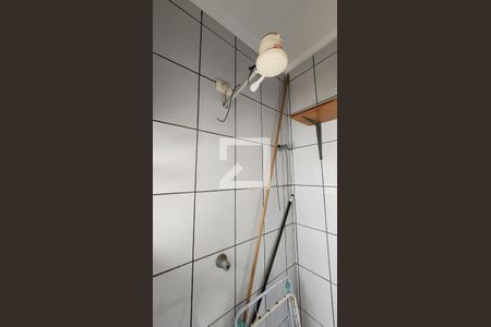 Apartamento para alugar com 70m², 2 quartos e 1 vaga Apartamento para alugar com 70m², 2 quartos e 1 vagaChuveiro