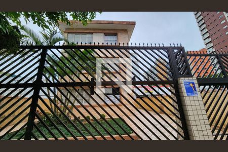 Apartamento para alugar com 70m², 2 quartos e 1 vaga Apartamento para alugar com 70m², 2 quartos e 1 vagaFachada