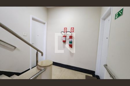 Apartamento para alugar com 70m², 2 quartos e 1 vagaEscada