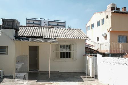 Casa à venda com 130m², 2 quartos e 1 vagaQuintal