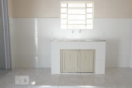 Cozinha de casa à venda com 2 quartos, 130m² em Vila Guilhermina, São Paulo