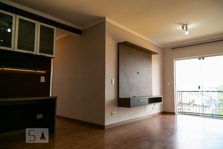 Sala de Apartamento com 2 quartos, 70m² Macedo