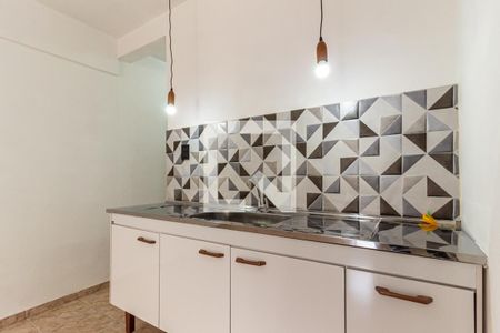 Cozinha de kitnet/studio para alugar com 1 quarto, 30m² em Santa Efigênia, São Paulo