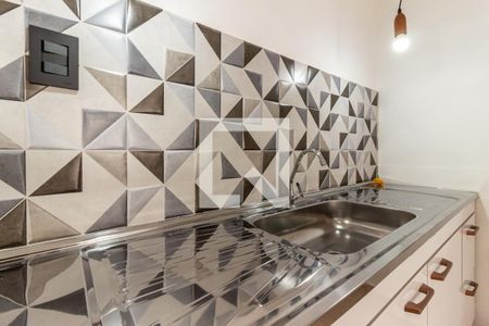 Cozinha - Pia de kitnet/studio para alugar com 1 quarto, 30m² em Santa Efigênia, São Paulo